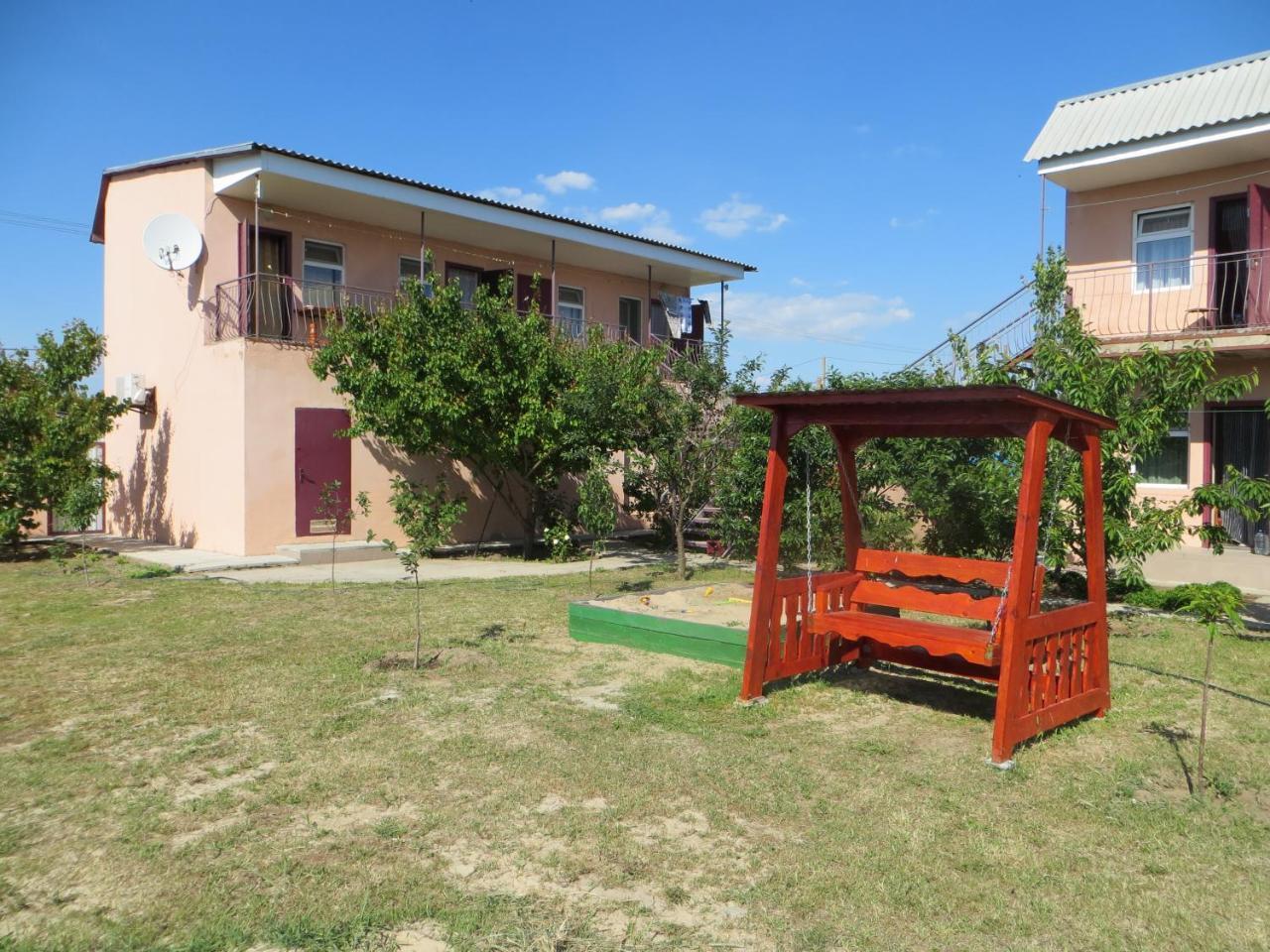 Hotel Monte Karlo Salisnyj Port Exterior foto